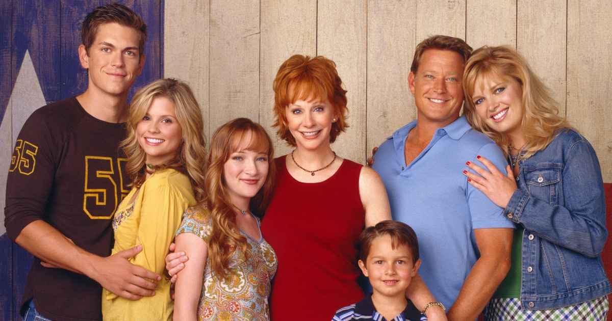 reba-mcentire-sitcom-reunion