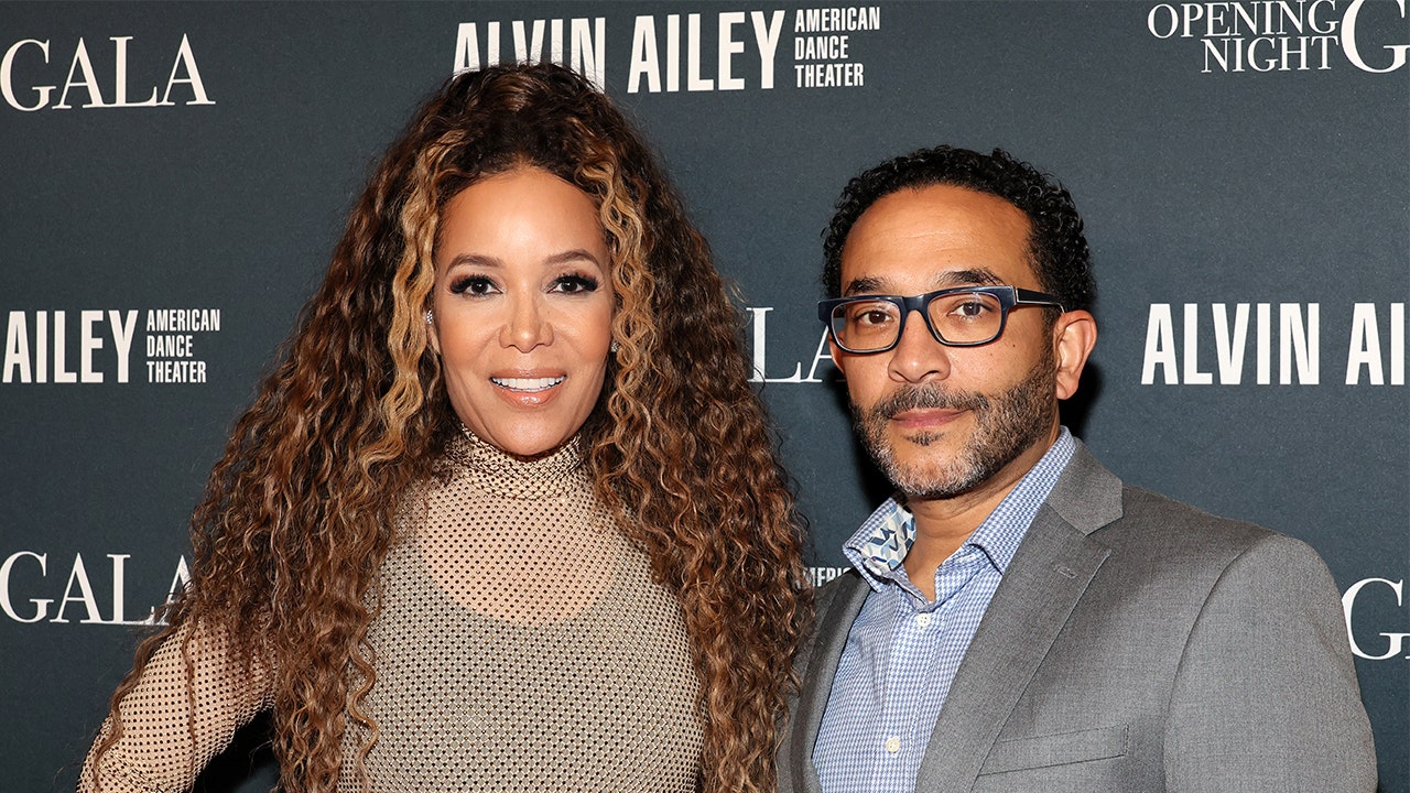 sunny-hostin-husband-drama