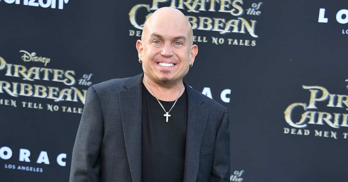 martin-klebba-snow-white-premiere