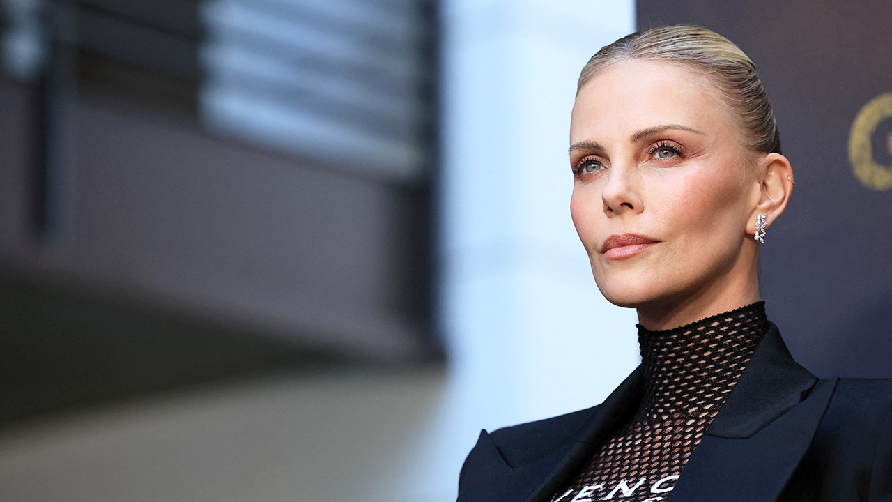 charlize-theron-female-action-heroes