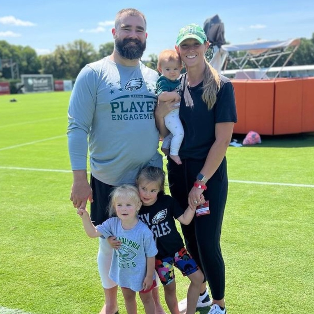 kylie-kelce-motherhood-humor