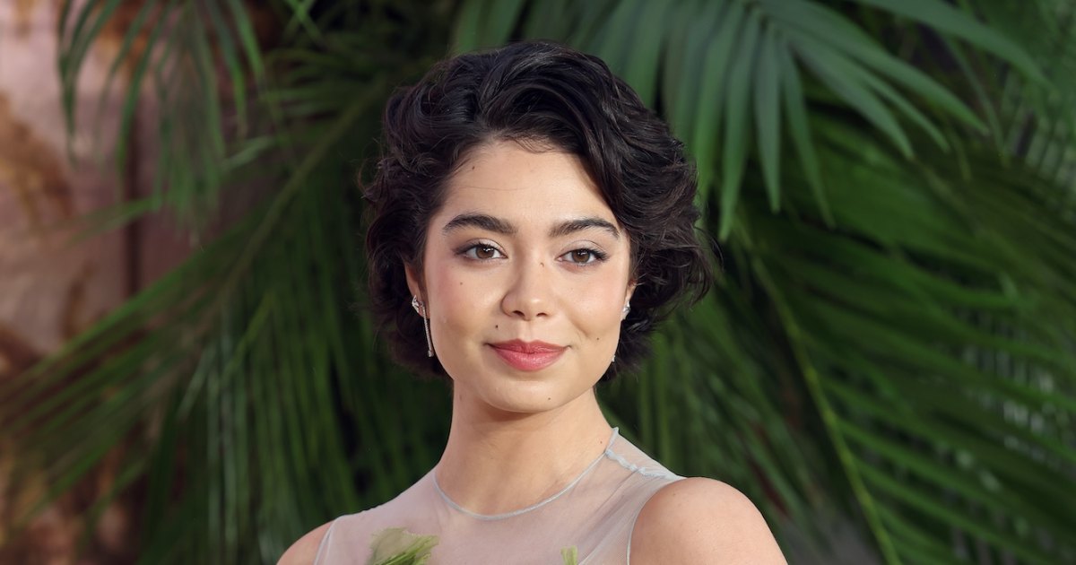 auli-i-cravalho-food-stamps-fame