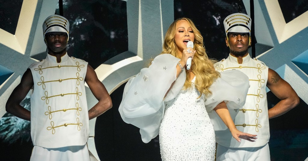 mariah-carey-nfl-christmas