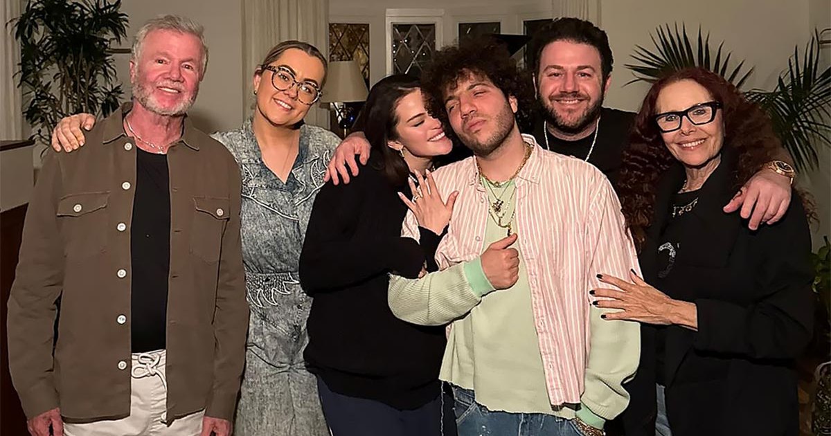selena-gomez-engagement-celebration