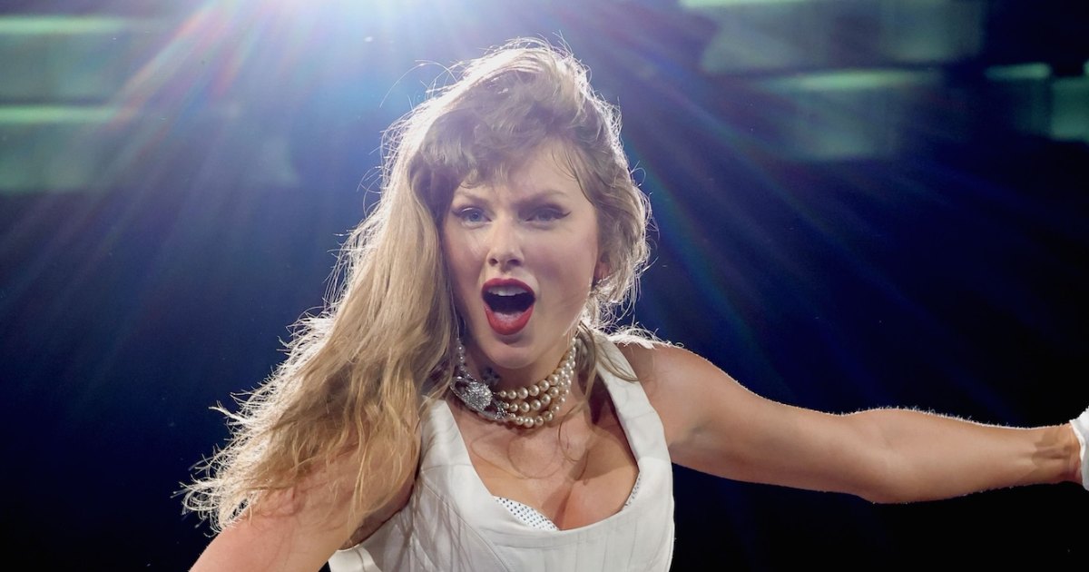taylor-swift-bassist-amos-heller