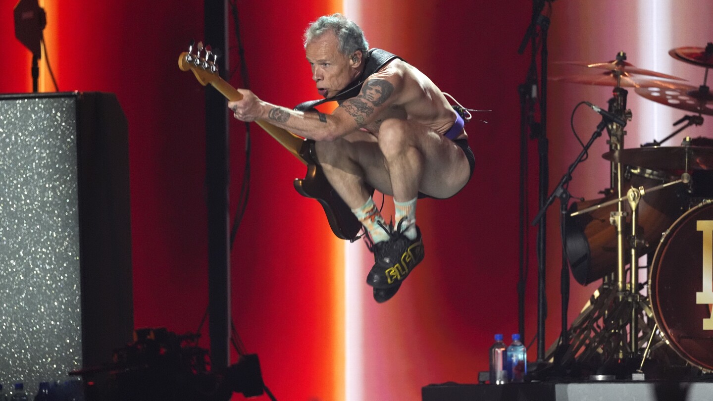 fireaid-benefit-concert-highlights