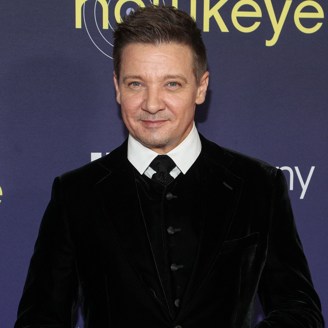 jeremy-renner-snowplow-accident-recovery