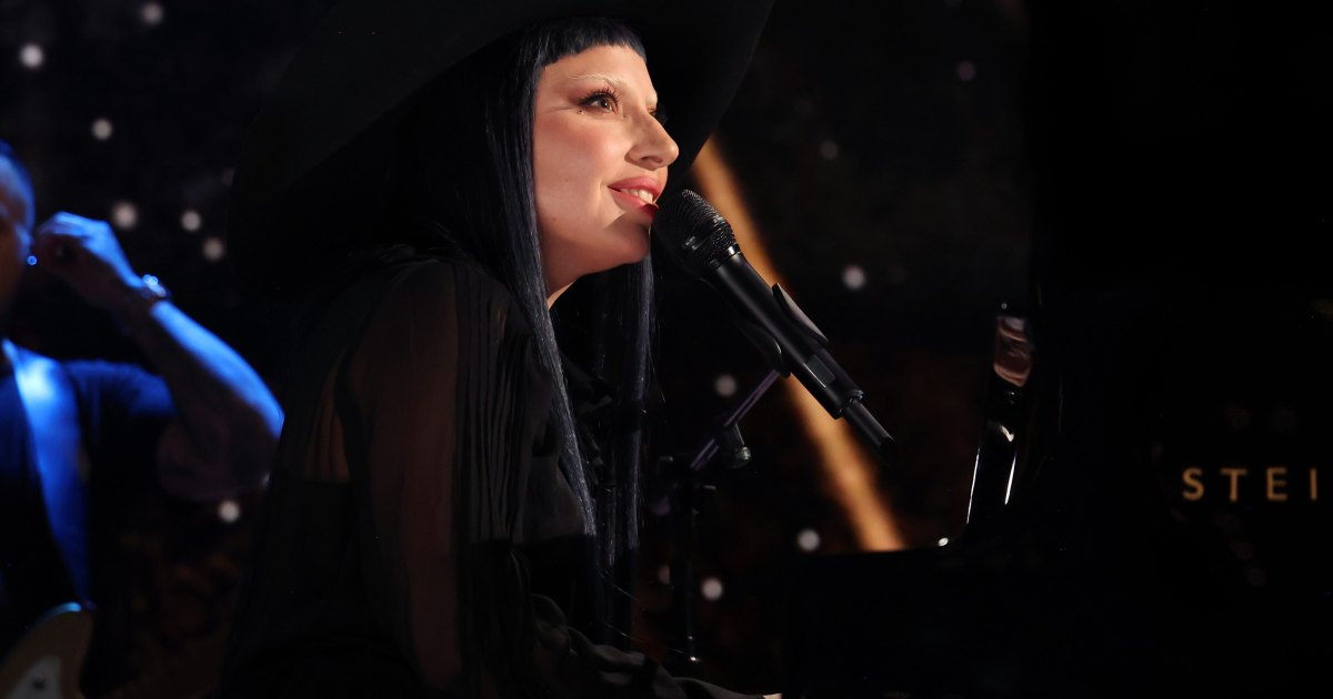 lady-gaga-fireaid-duet