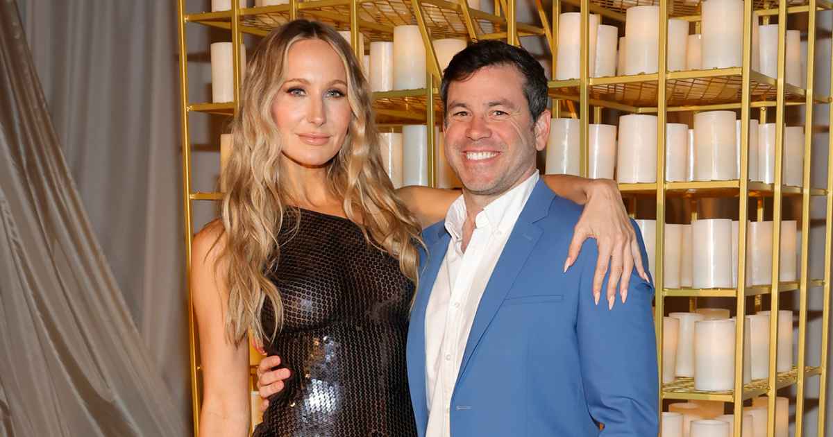 nikki-glaser-chris-convy-relationship-timeline