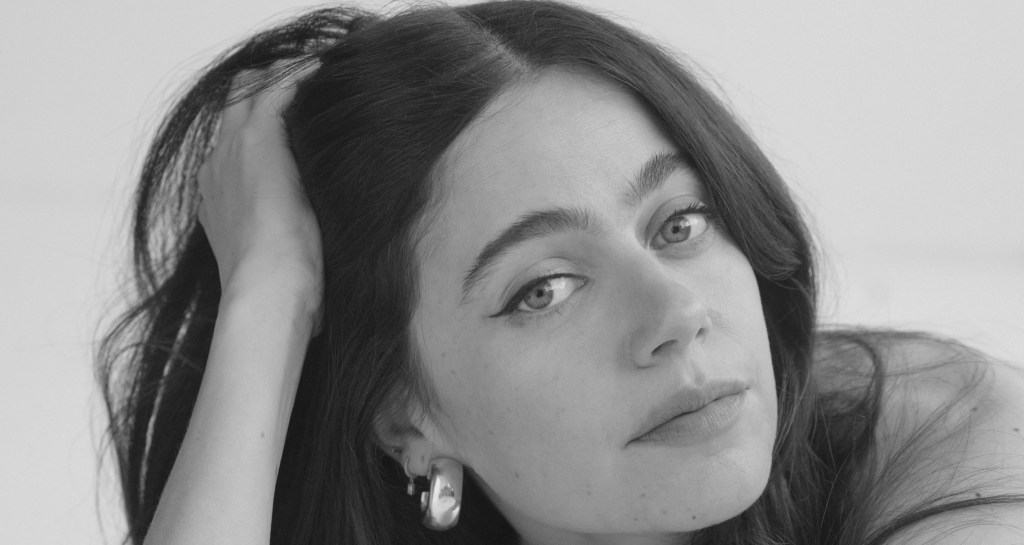 a24-peaked-comedy-molly-gordon