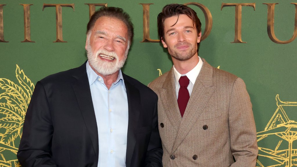 arnold-schwarzenegger-white-lotus-nude-scene