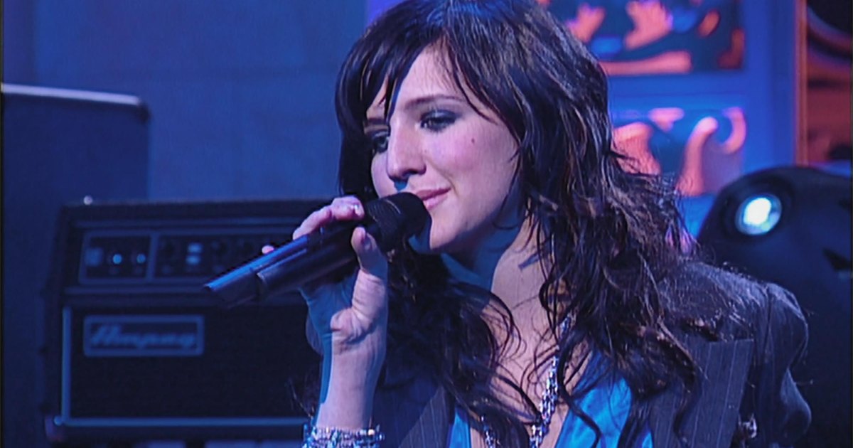 ashlee-simpson-snl-performance