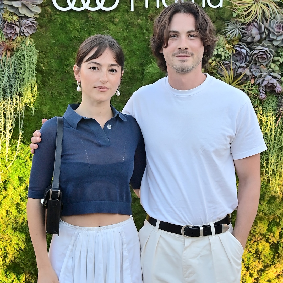 critics-choice-awards-red-carpet