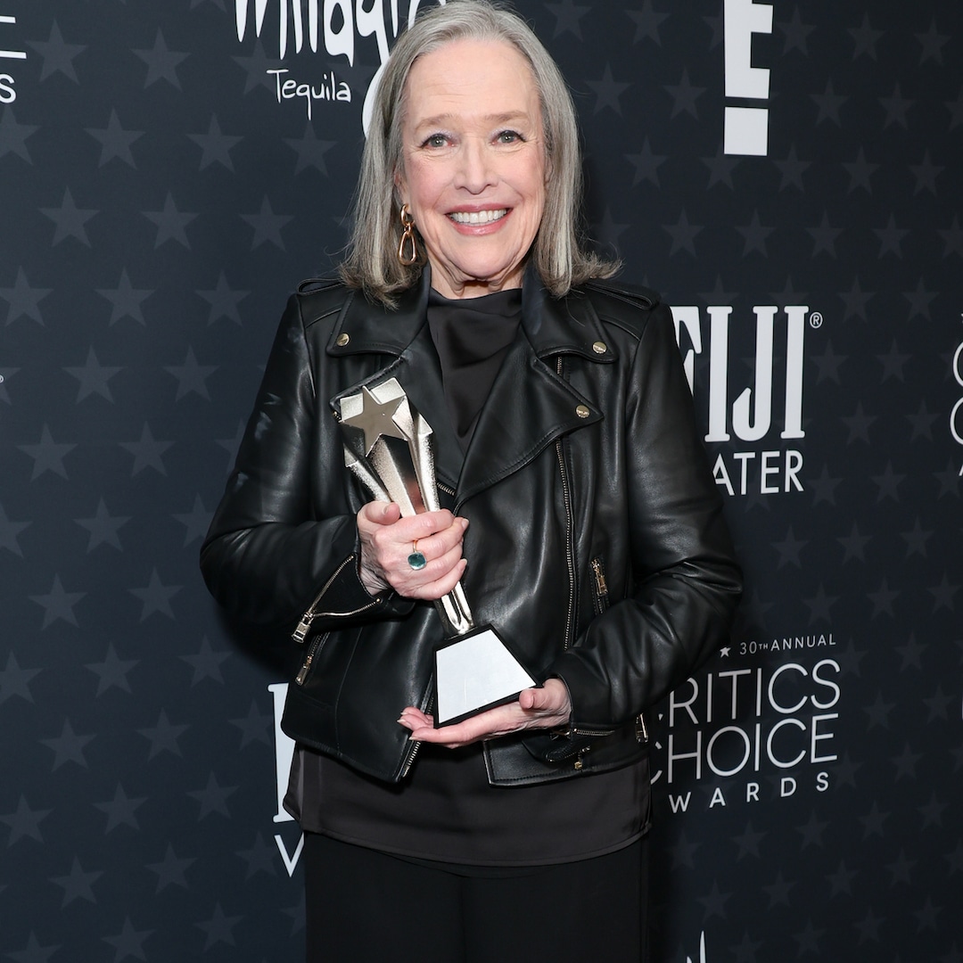 kathy-bates-critics-choice-award
