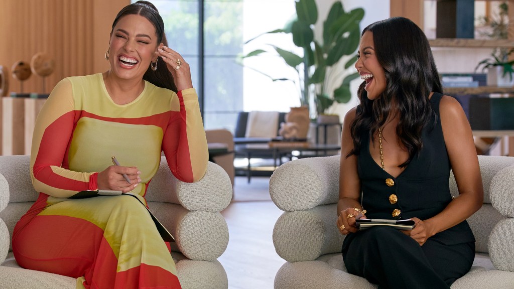 reese-witherspoon-side-hustlers-international