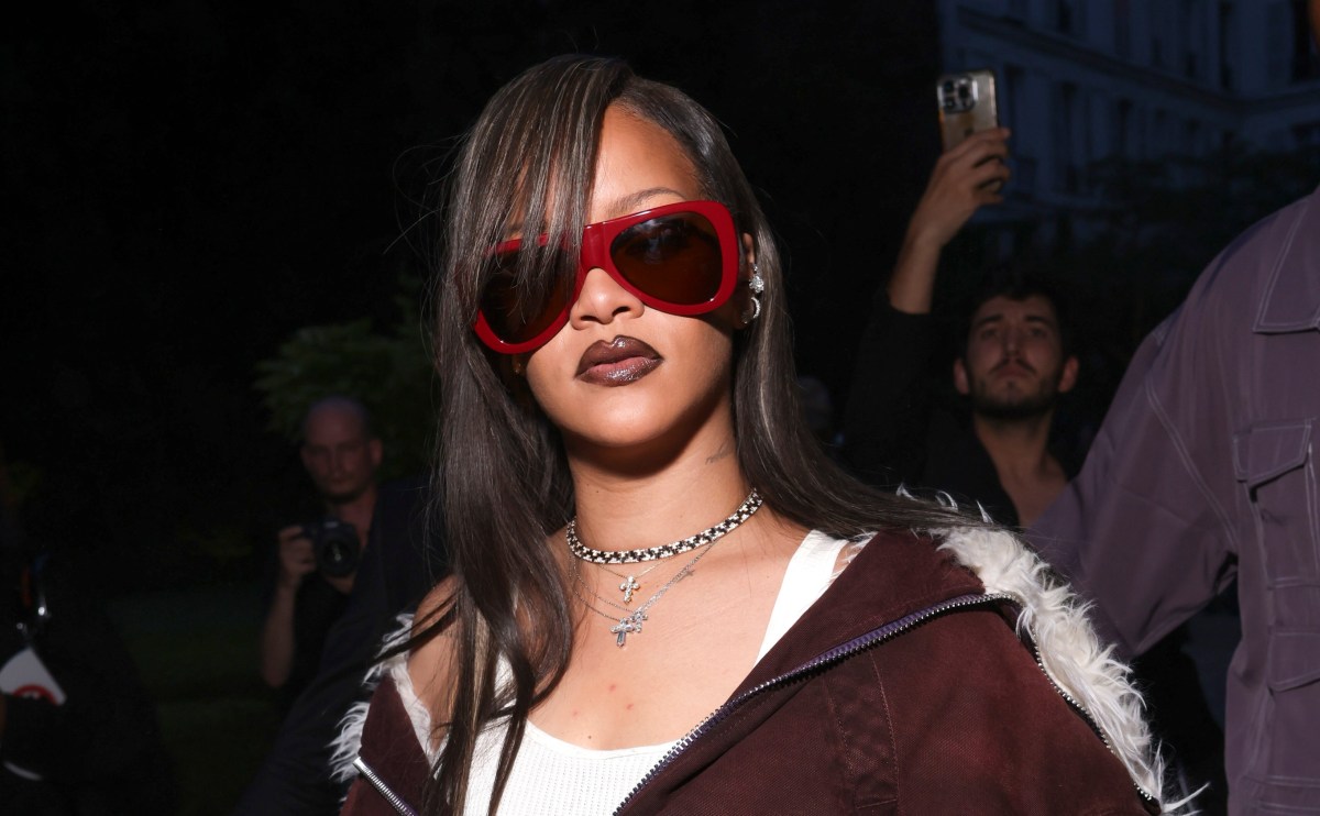 rihanna-smurfs-soundtrack-new-music