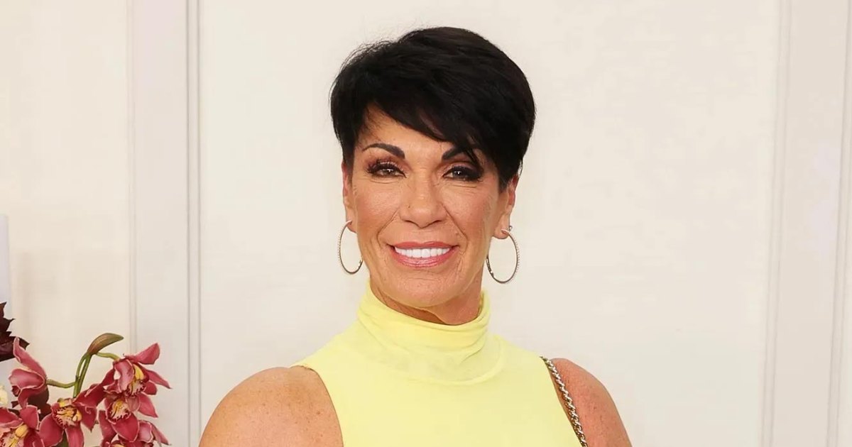 susan-noles-joan-vassos-connection