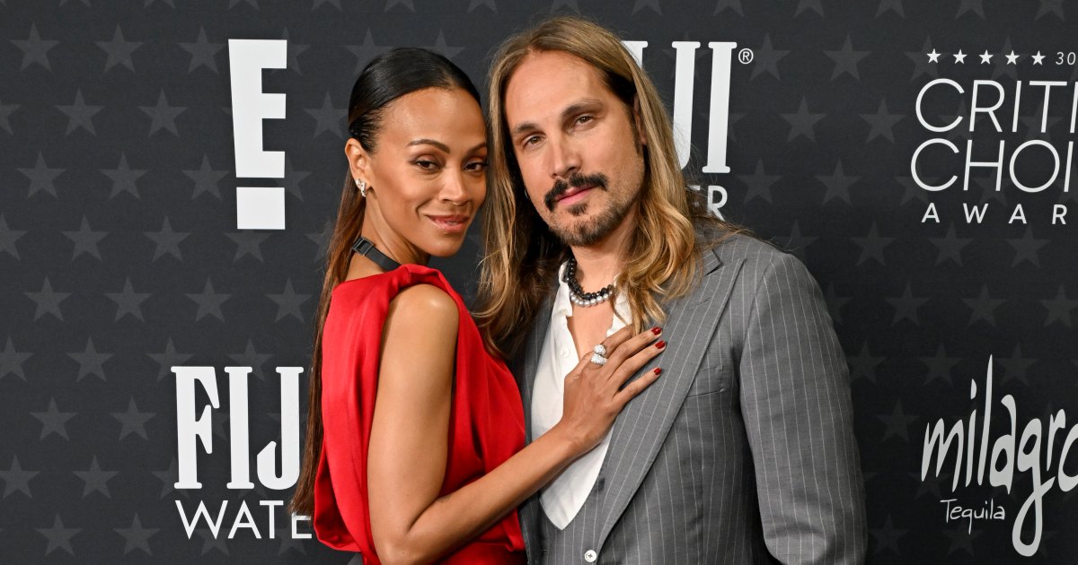zoe-saldana-critics-choice-2025-humor