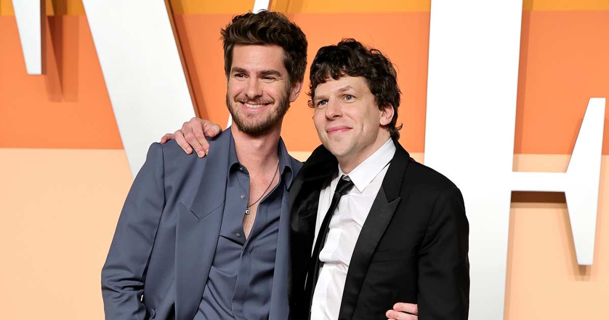 andrew-garfield-jesse-eisenberg-oscar-party