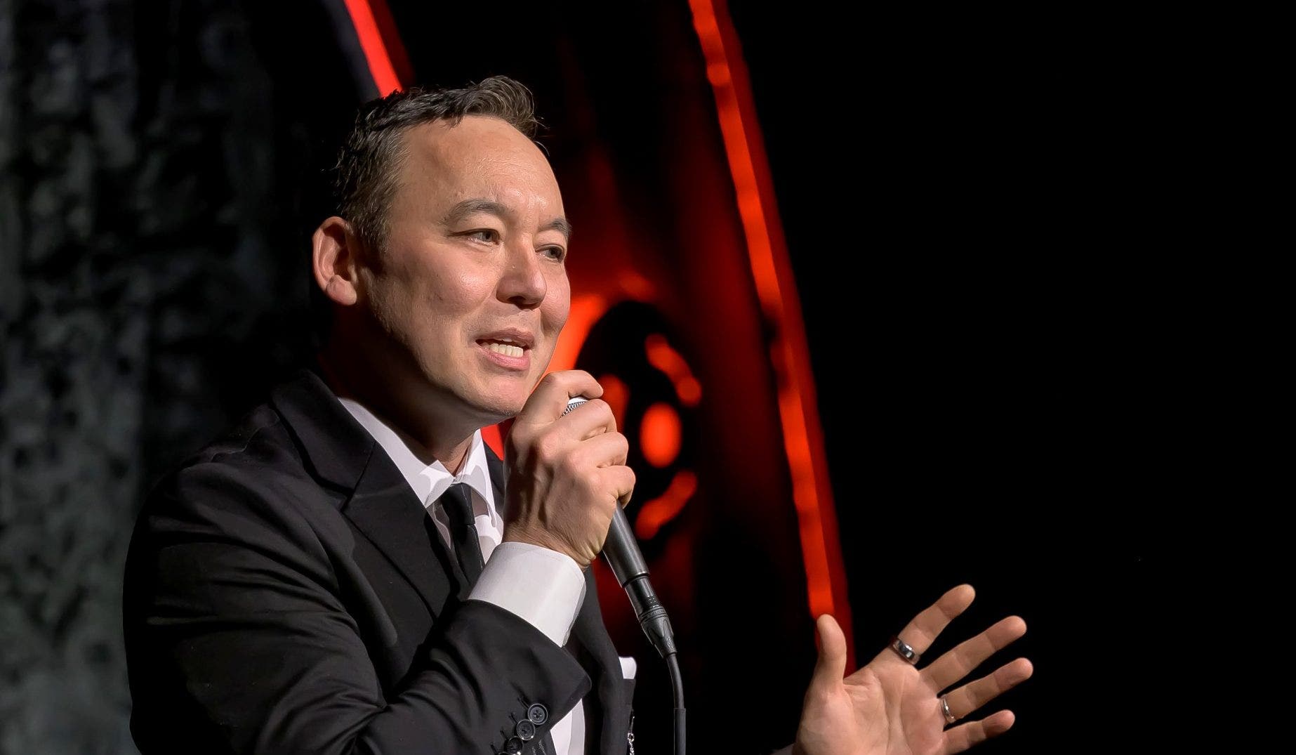 comedian-hollywood-laughter