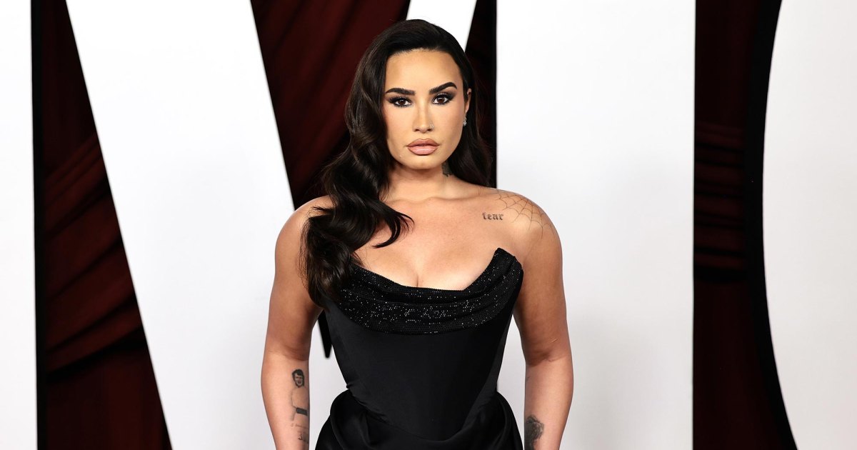 demi-lovato-chatgpt-roast