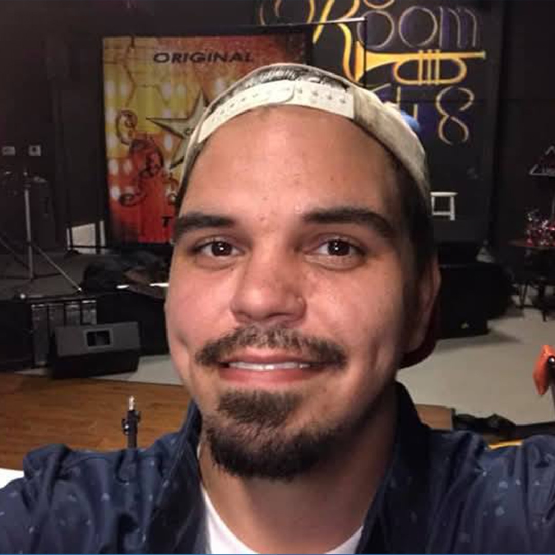 douglas-kiker-american-idol