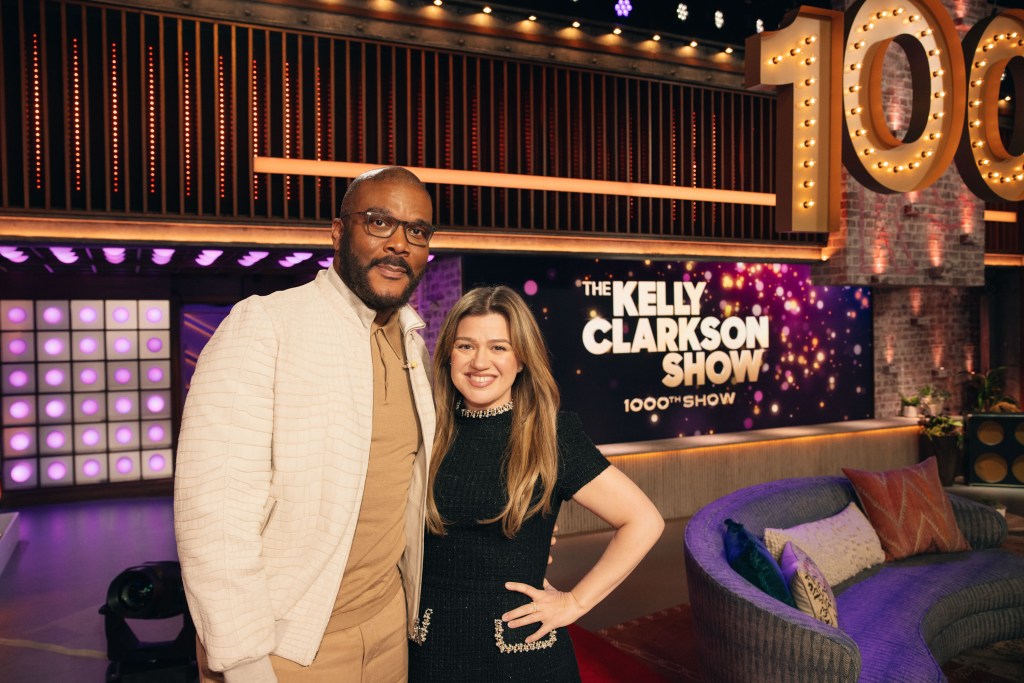 kelly-clarkson-daytime-television
