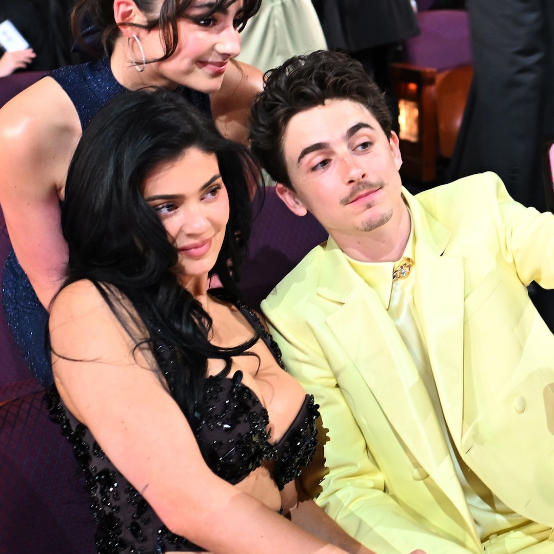 kylie-jenner-oscars-seat-change