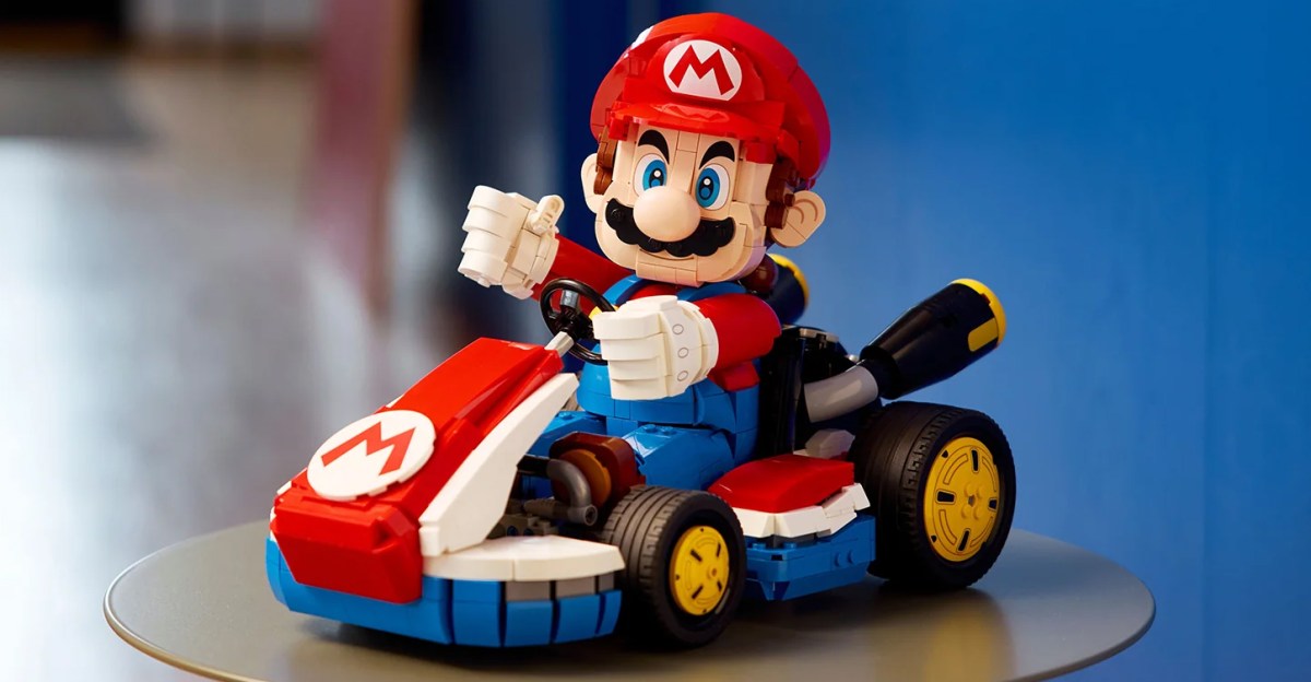 lego-mario-kart-giant-set