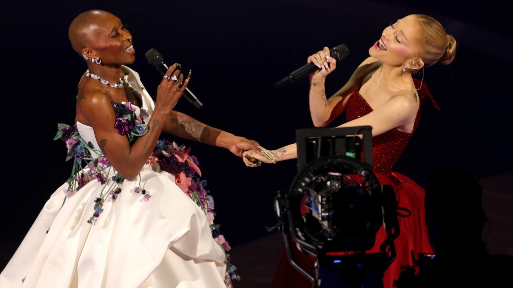 oscars-cynthia-erivo-ariana-grande