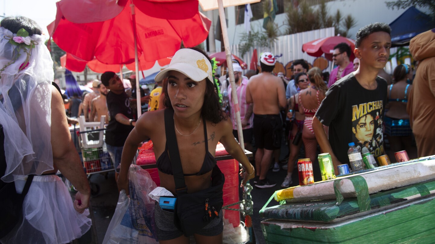 rio-carnival-street-vendors