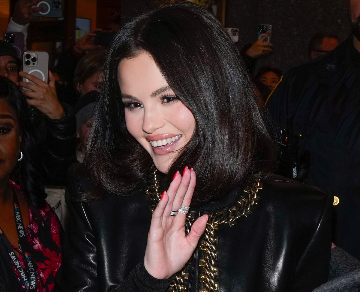 selena-gomez-new-york-appearance
