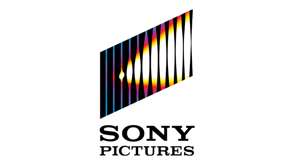sony-shark-thriller-phoebe-dynevor