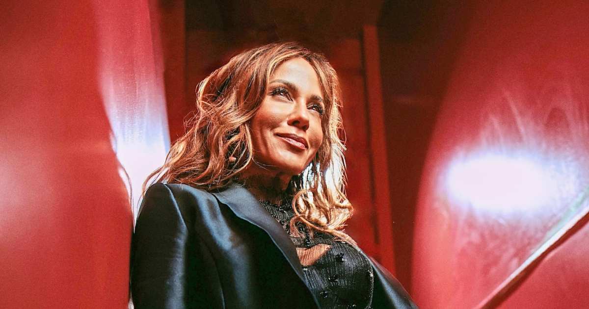 nicole-ari-parker-and-just-like-that