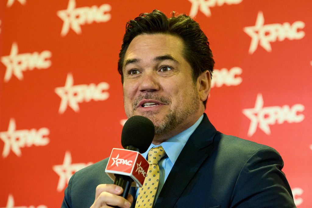 dean-cain-ice-agent-hollywood-controversy