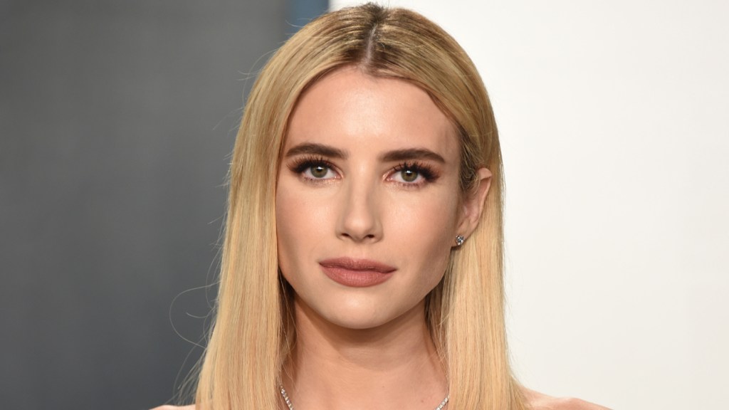 emma-roberts-murder-mystery-a-murder-uncorked