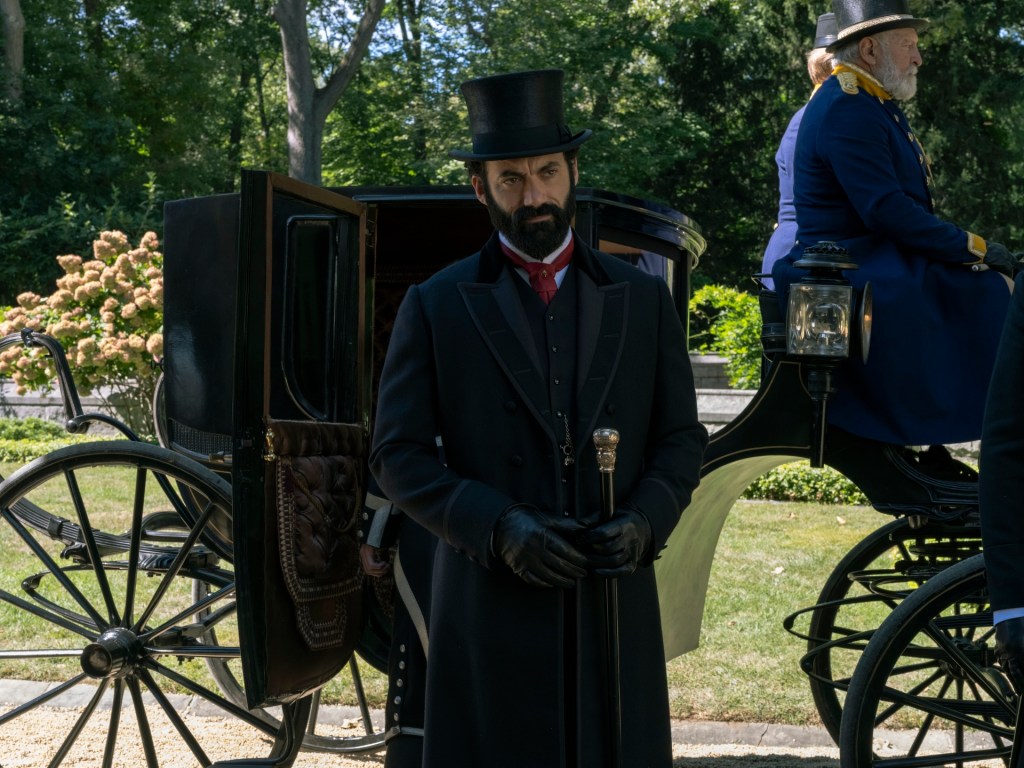 gilded-age-near-death-experience