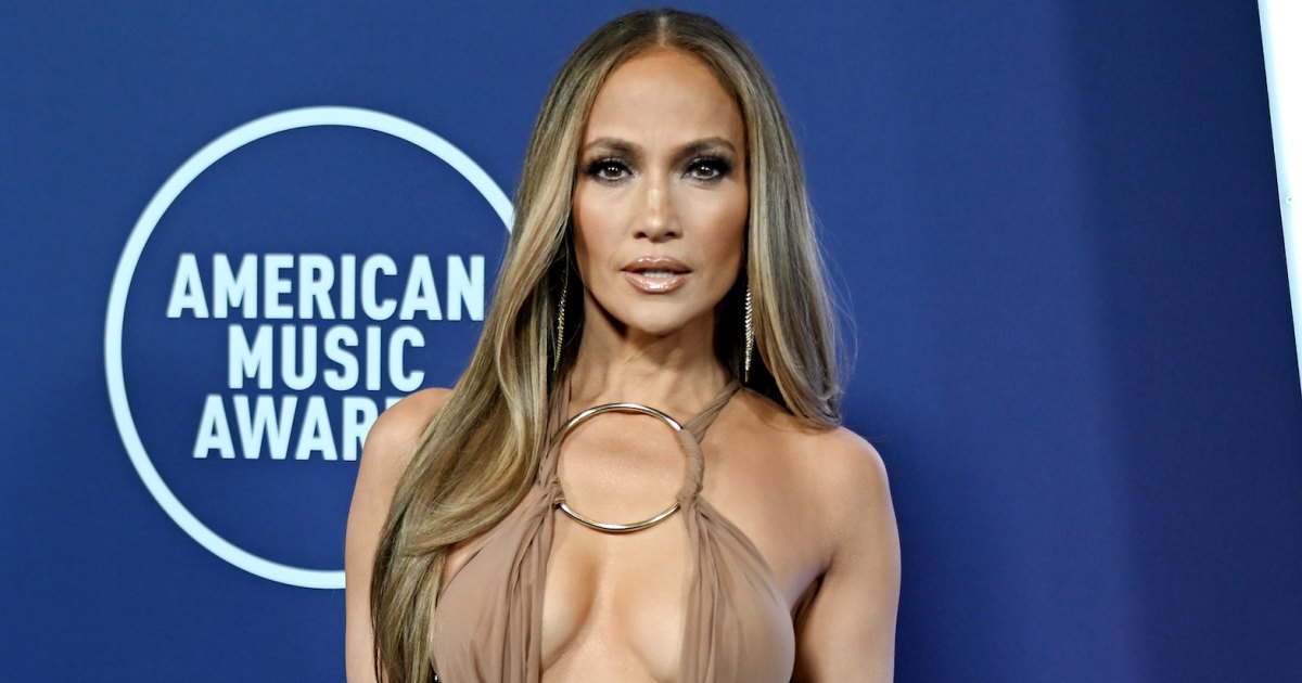 jennifer-lopez-chanel-istanbul