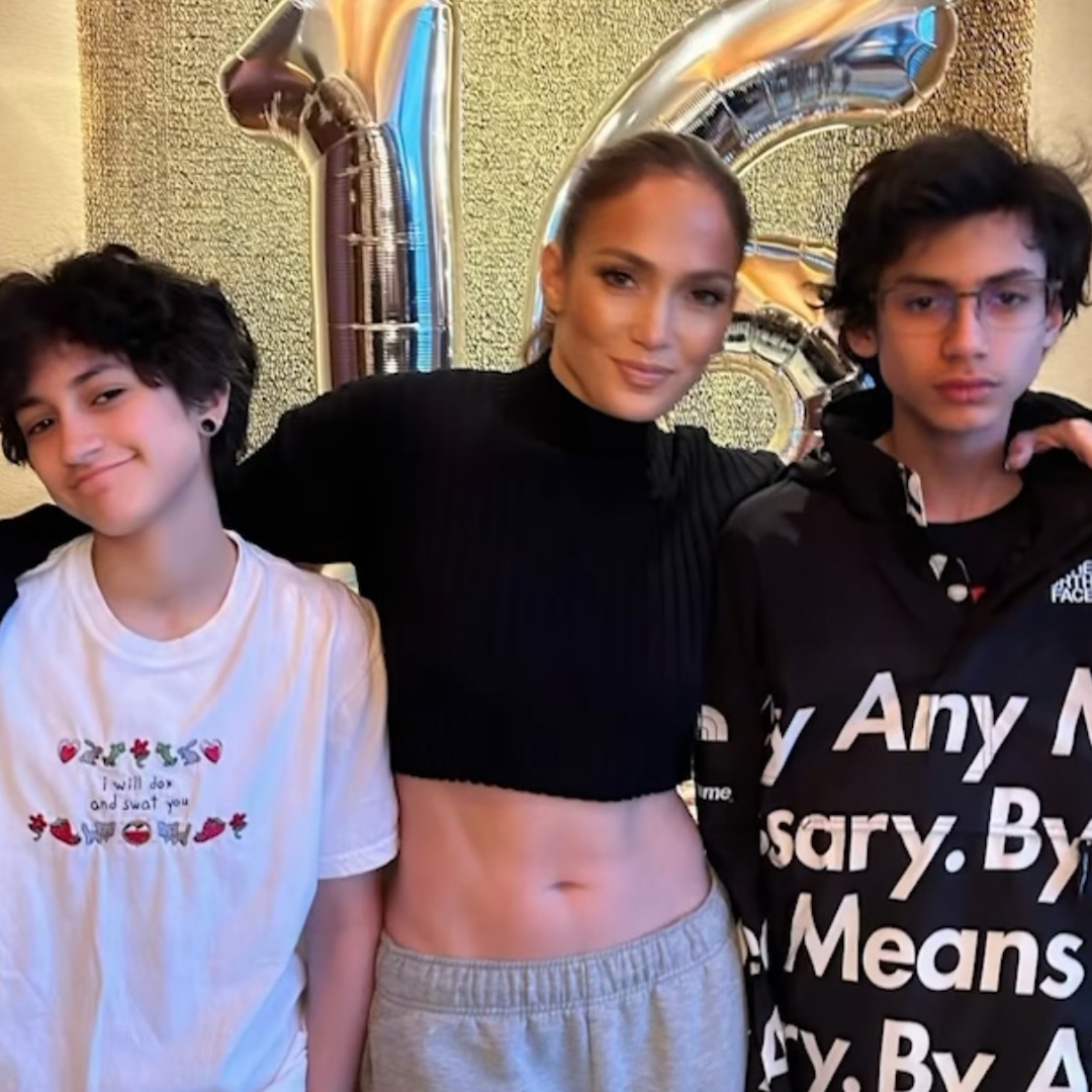 jennifer-lopez-max-singing-talent