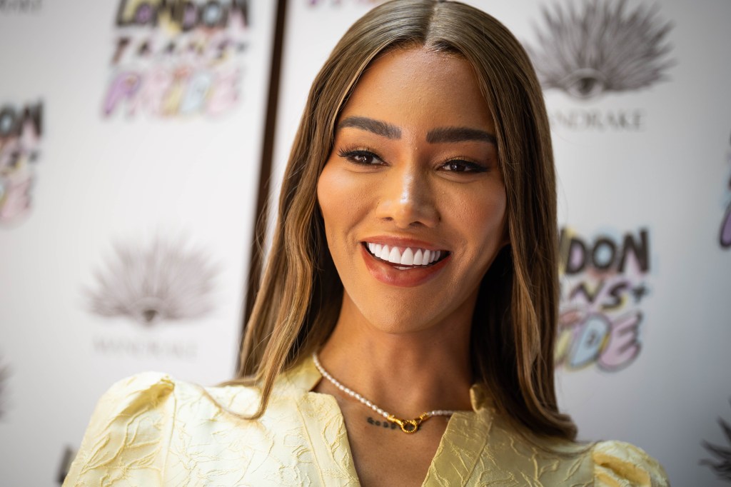 munroe-bergdorf-boldprint-partnership