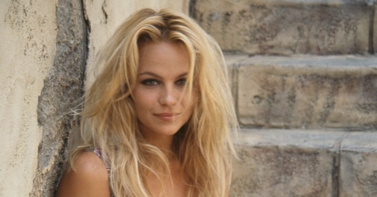 pamela-anderson-discovery